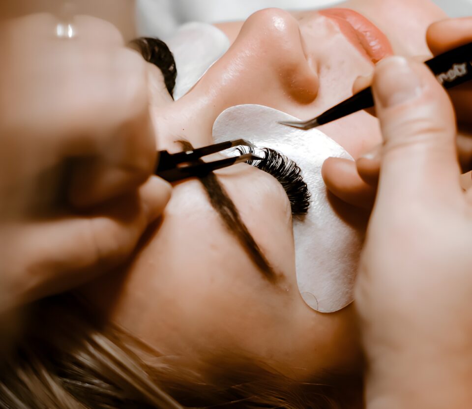 Wimpernstylist/in Wimpernstylist/in